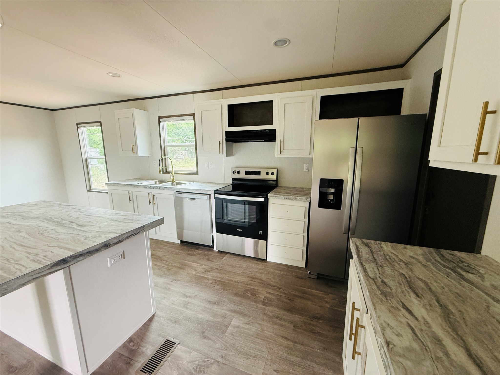 5900 Arrowhead Drive Granbury TX 76048