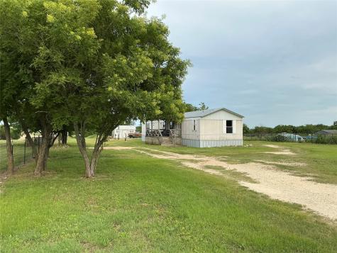 109 Mckelvain Street Oglesby TX 76561