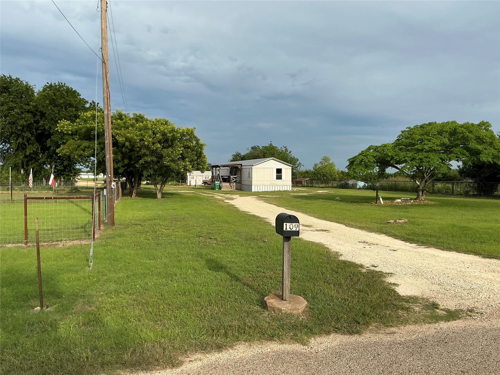 109 Mckelvain Street Oglesby TX 76561