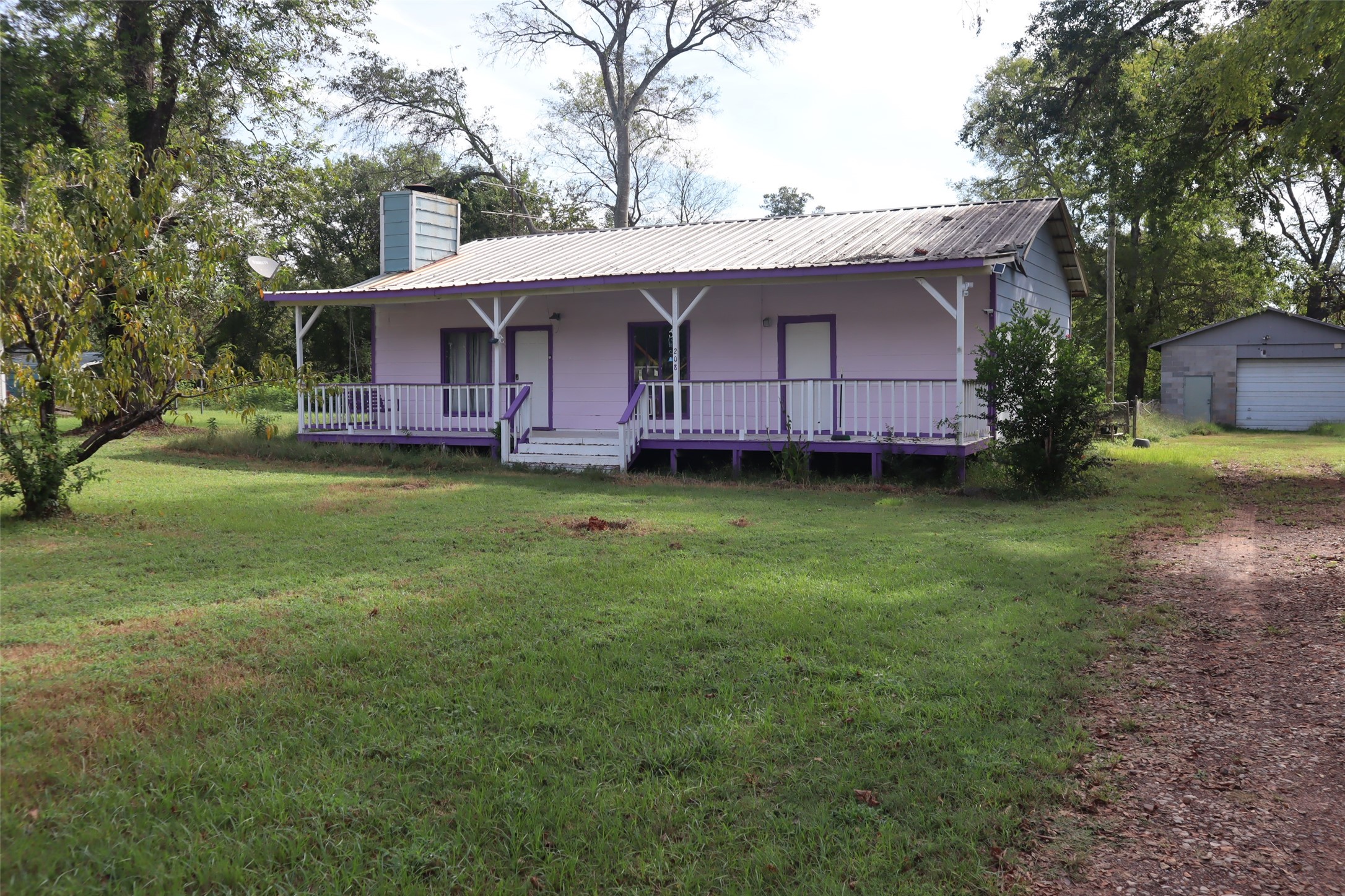 208 N Pearl Street Big Sandy TX 75755
