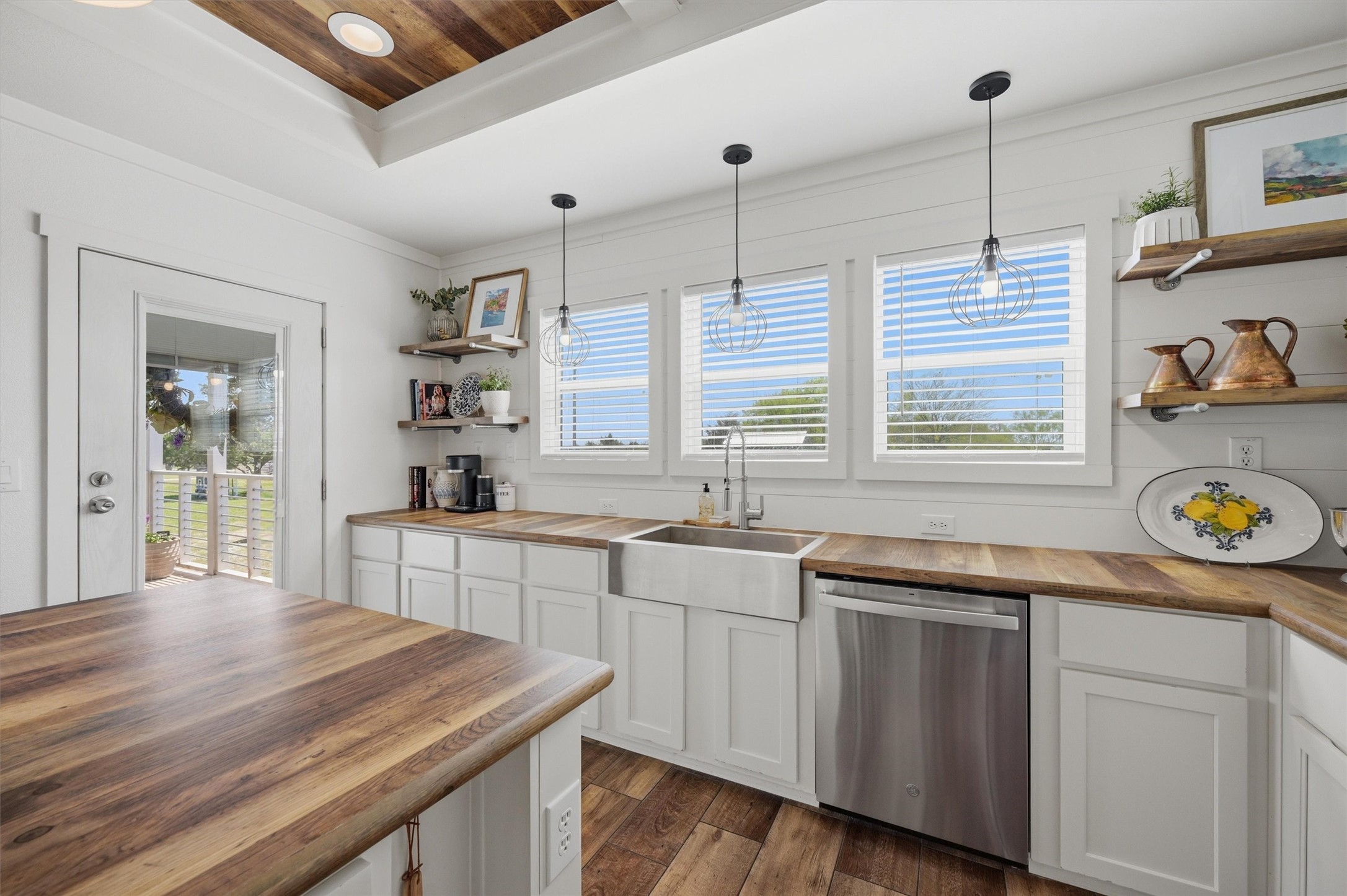 249 Mount Pleasant Road Valley View TX 76272