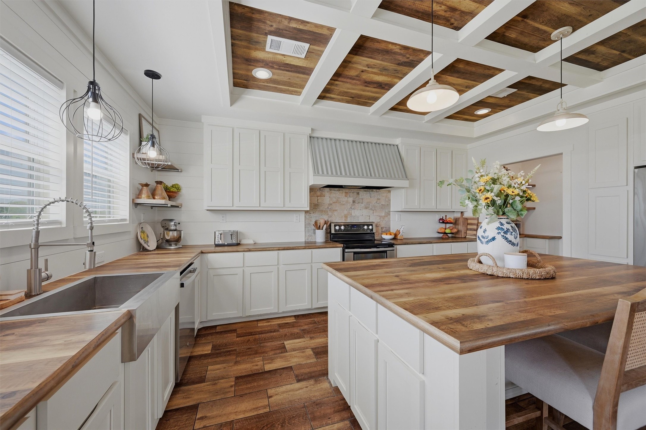 249 Mount Pleasant Road Valley View TX 76272