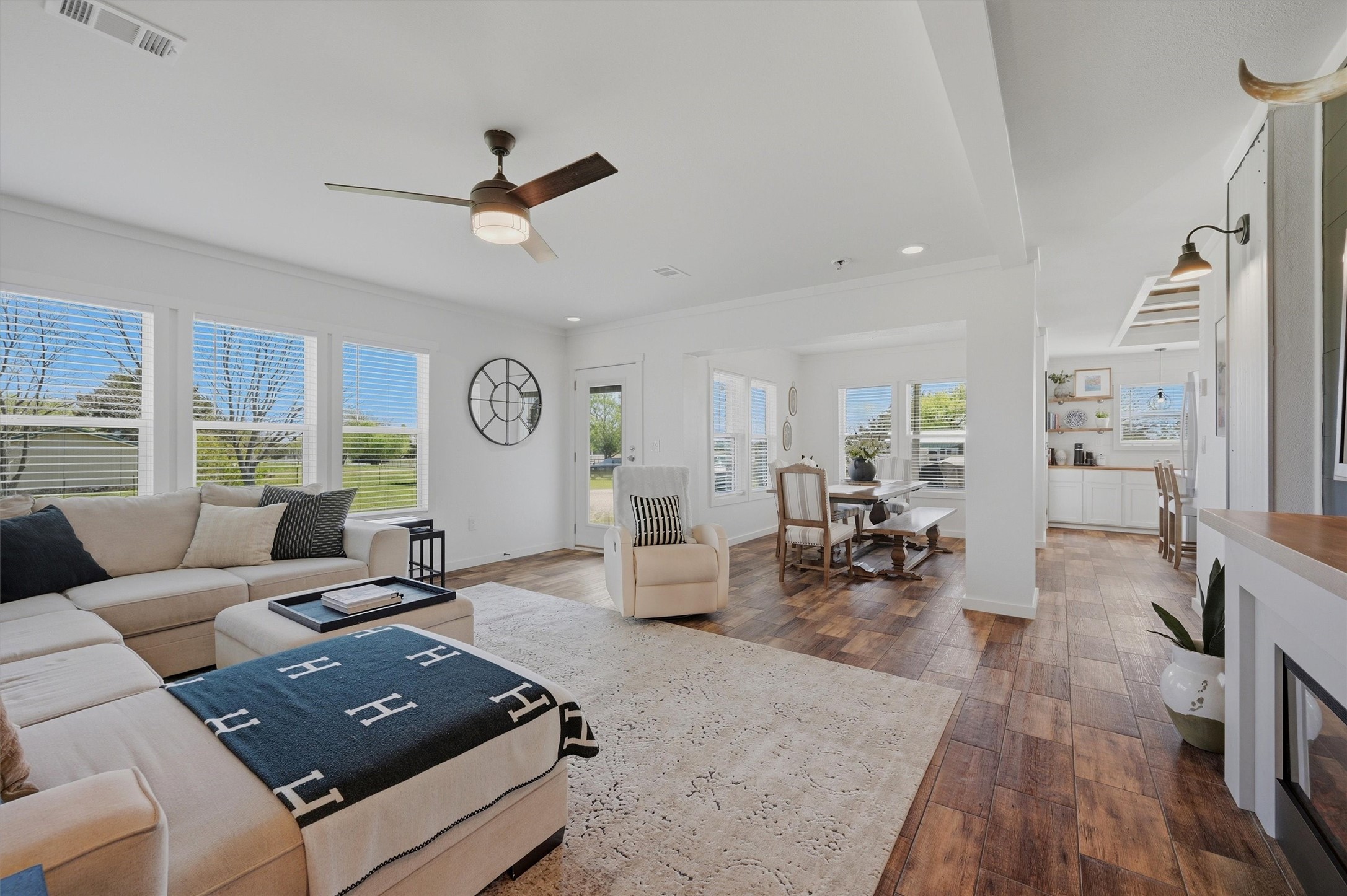 249 Mount Pleasant Road Valley View TX 76272
