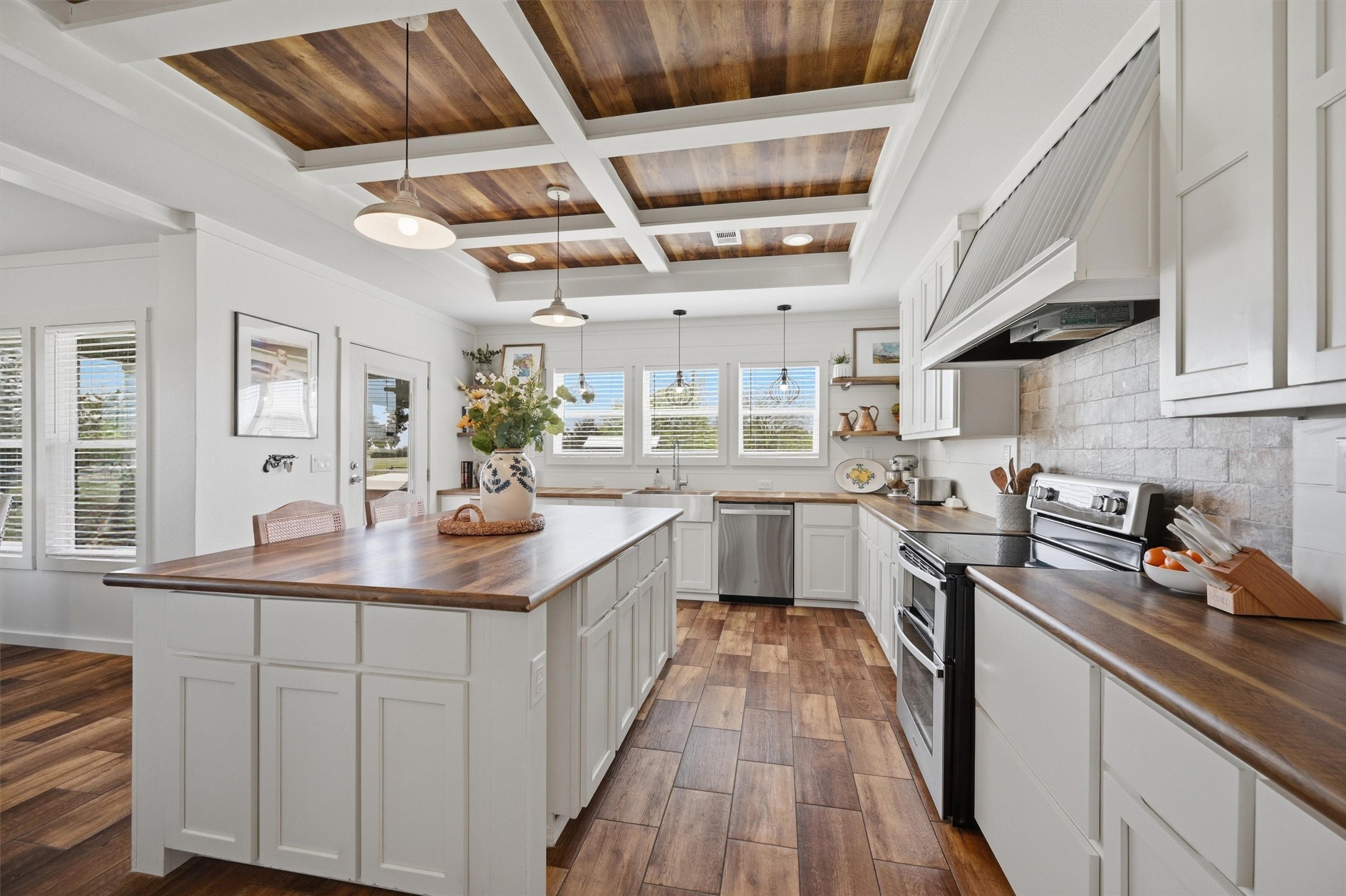 249 Mount Pleasant Road Valley View TX 76272