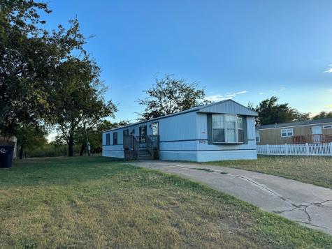 1609 River Bend Road Cleburne TX 76033