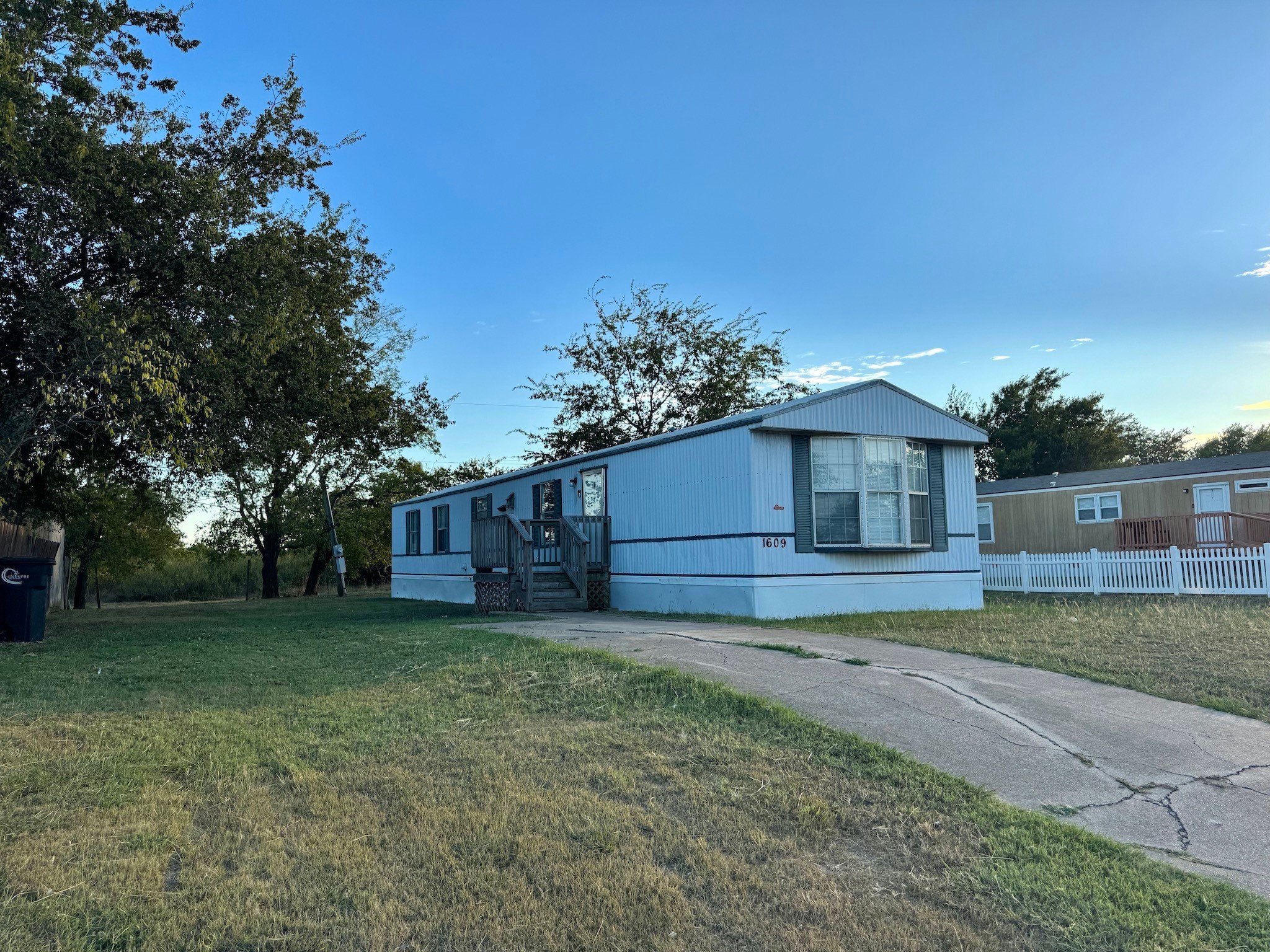 1609 River Bend Road Cleburne TX 76033