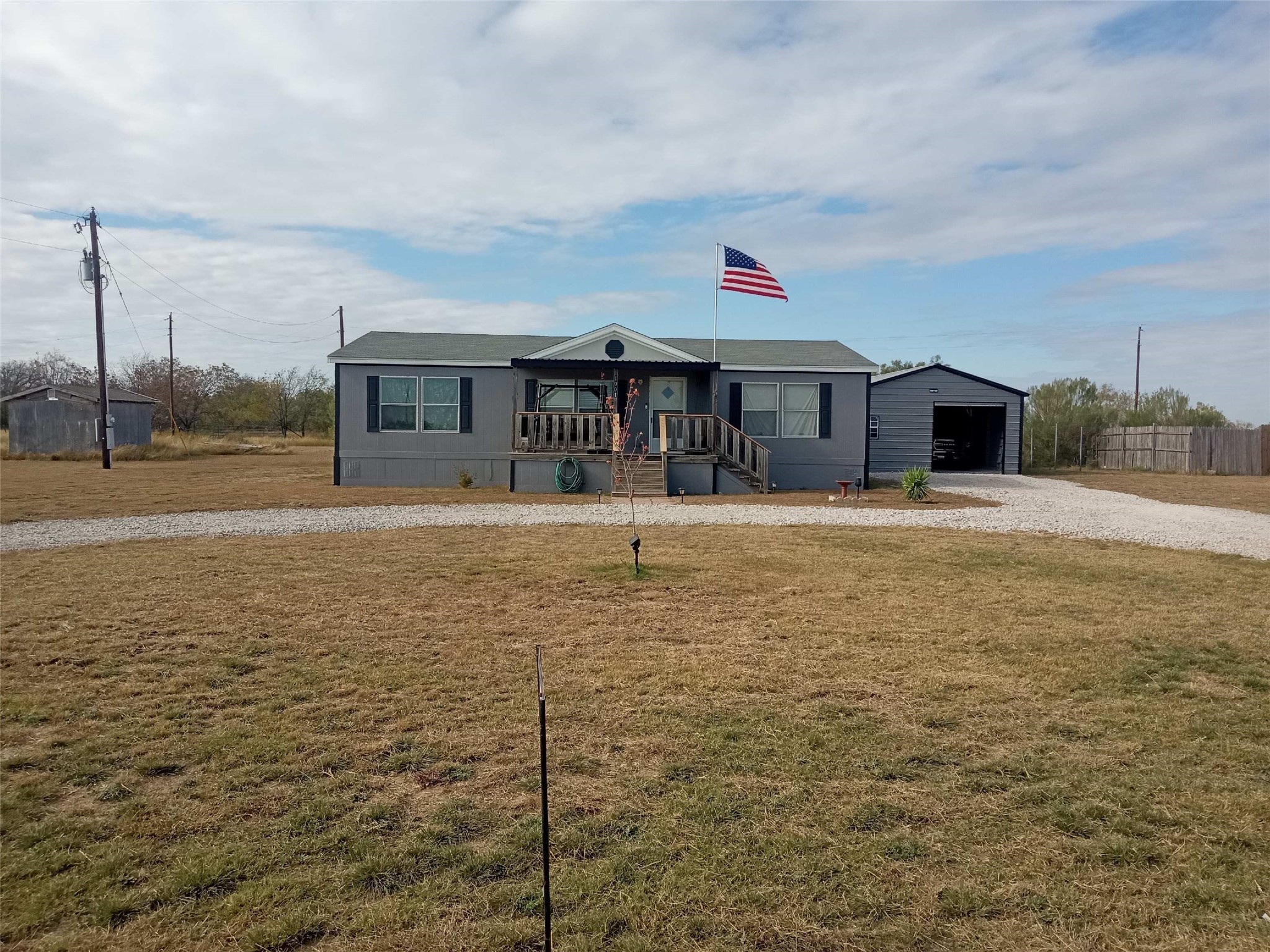 1001 Elizabeth Coleman TX 76834