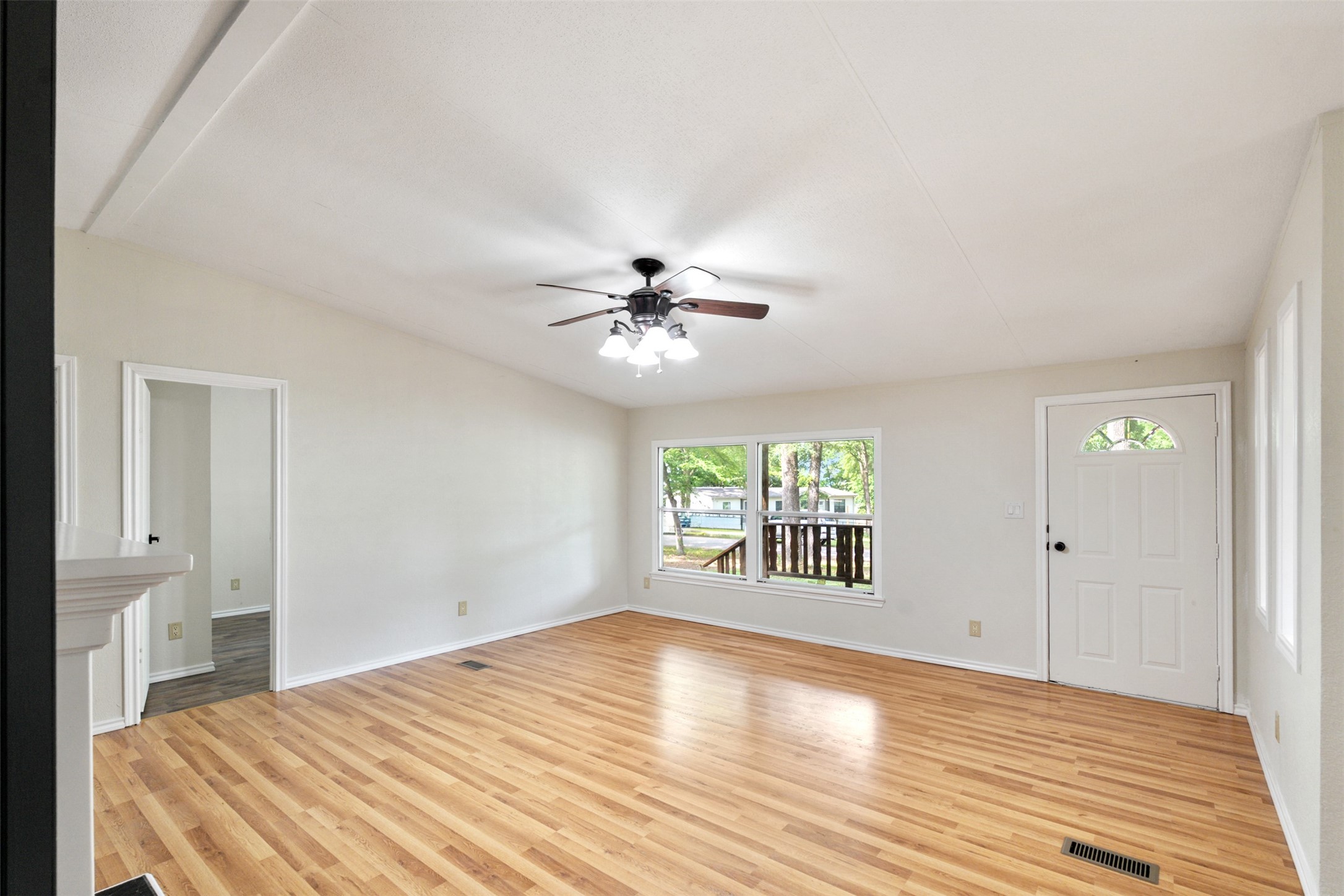 102 Lakewood Drive Mabank TX 75156
