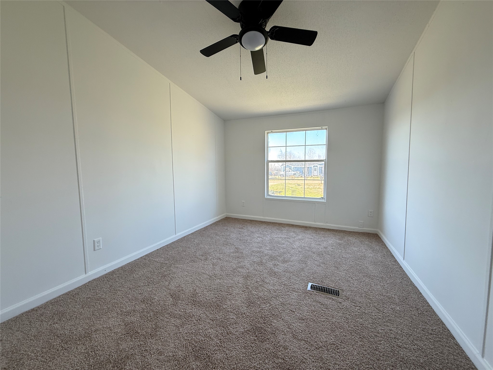 9022 Diamond Avenue Kaufman TX 75142
