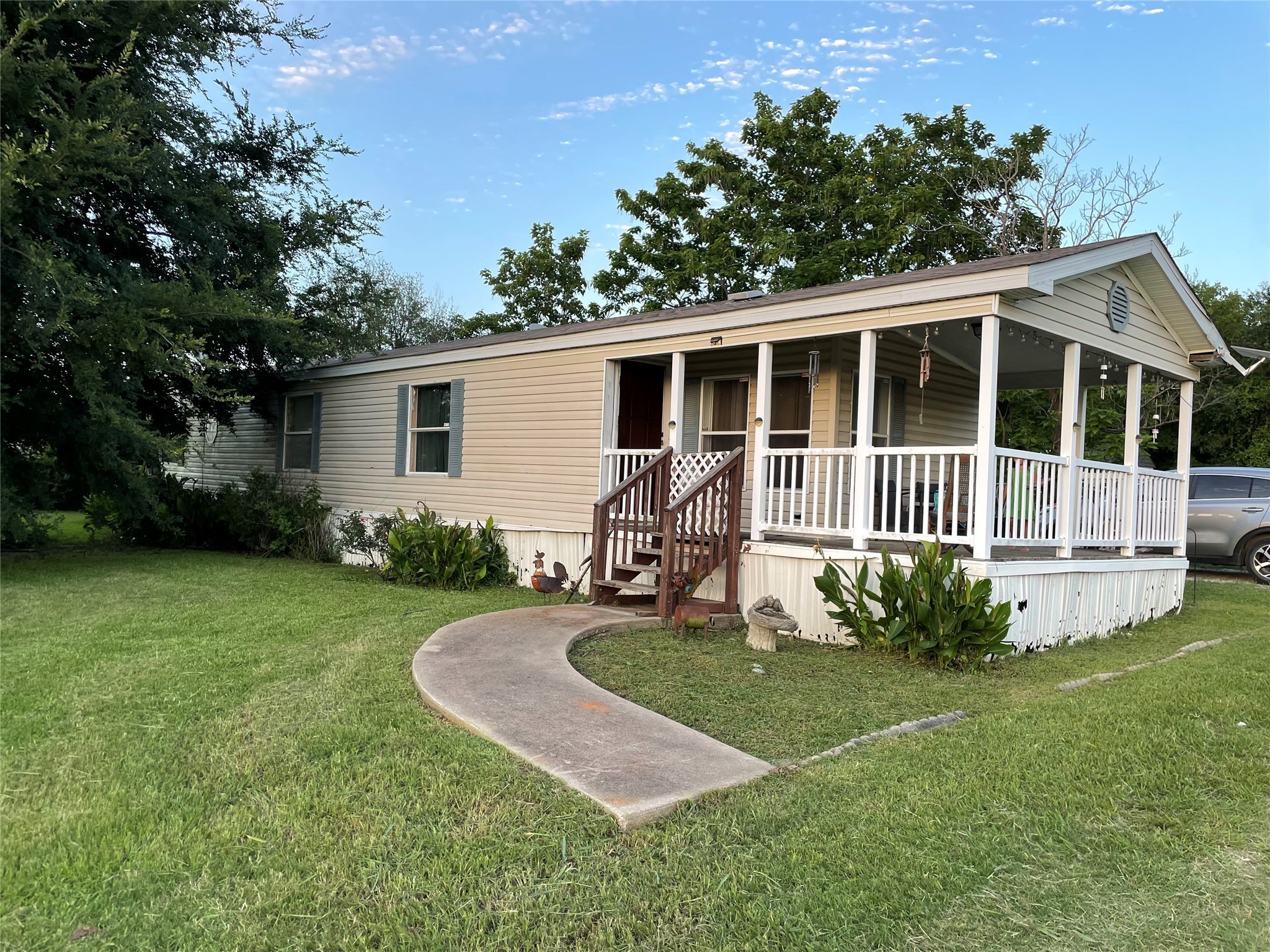 290 Vz County Road 3111 Edgewood TX 75117