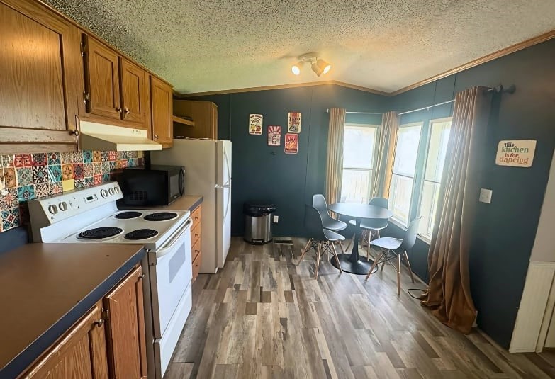 290 Vz County Road 3111 Edgewood TX 75117