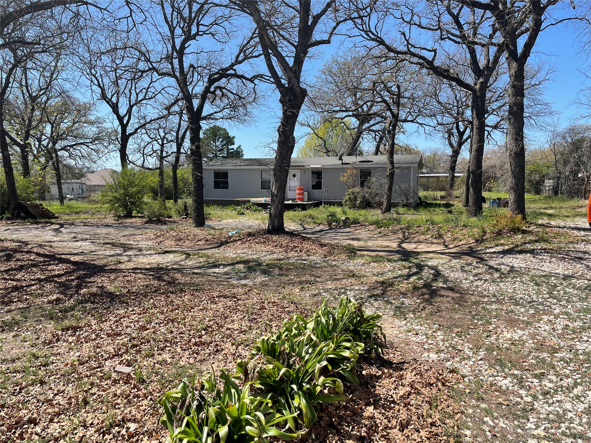 131 Sadie Lane Springtown TX 76082