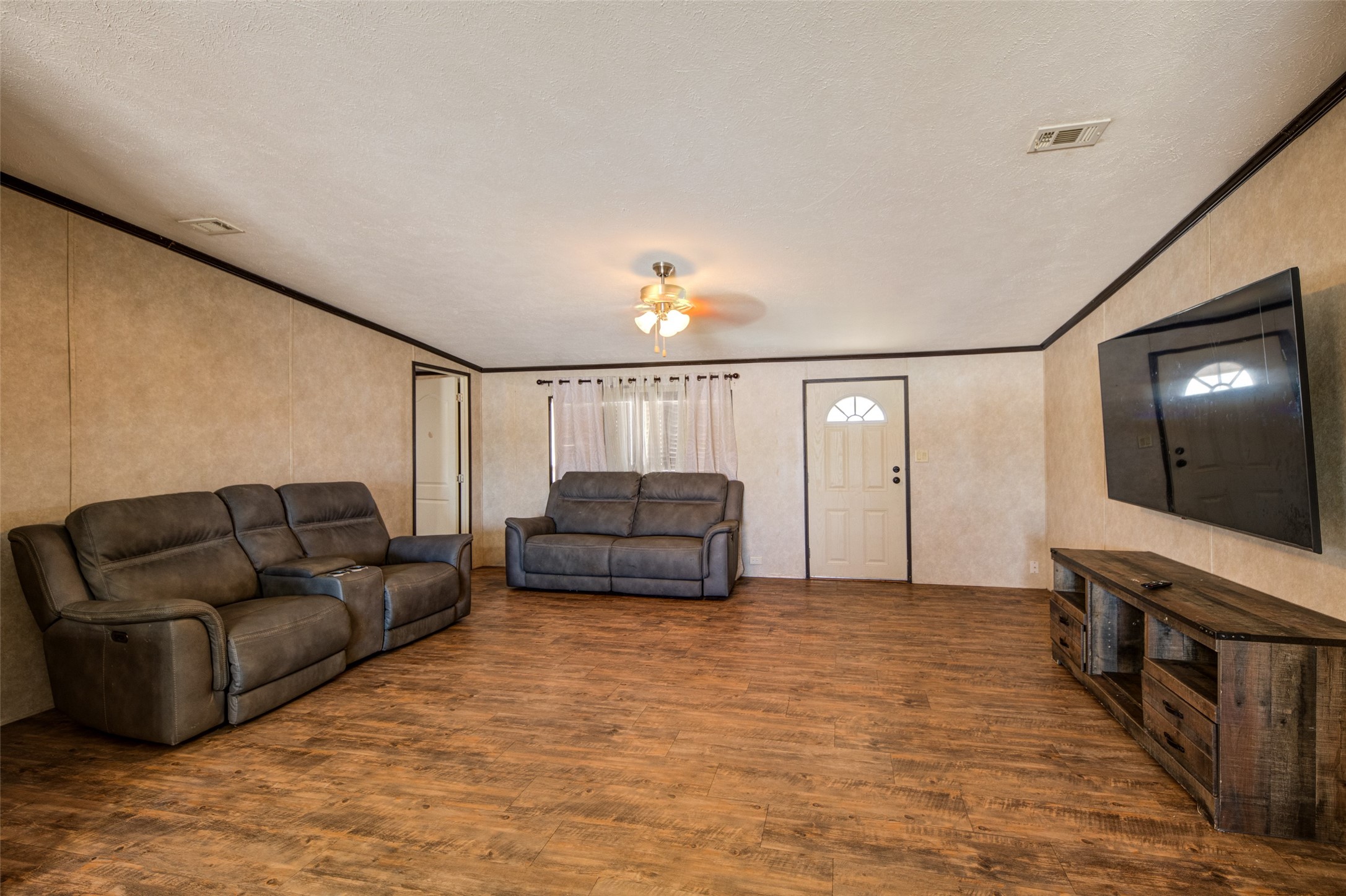 1420 County Road 4522 Decatur TX 76234