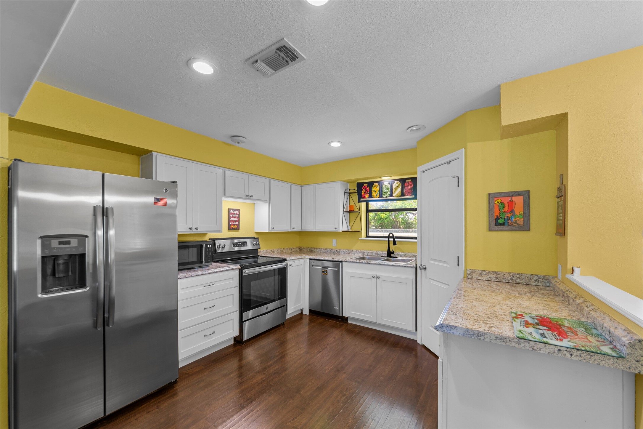 4076 County Road 1088 Celeste TX 75423
