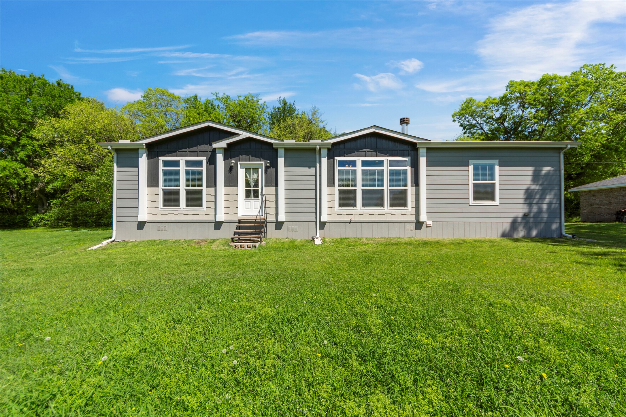 4076 County Road 1088 Celeste TX 75423