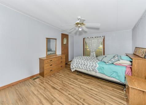 228 Slayden Drive Sunset TX 76270