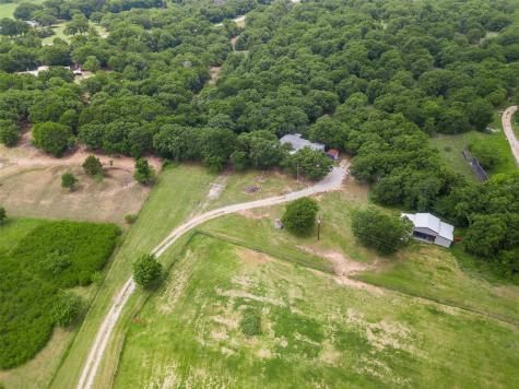 228 Slayden Drive Sunset TX 76270