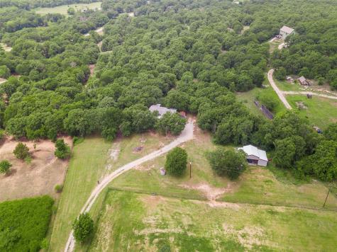 228 Slayden Drive Sunset TX 76270