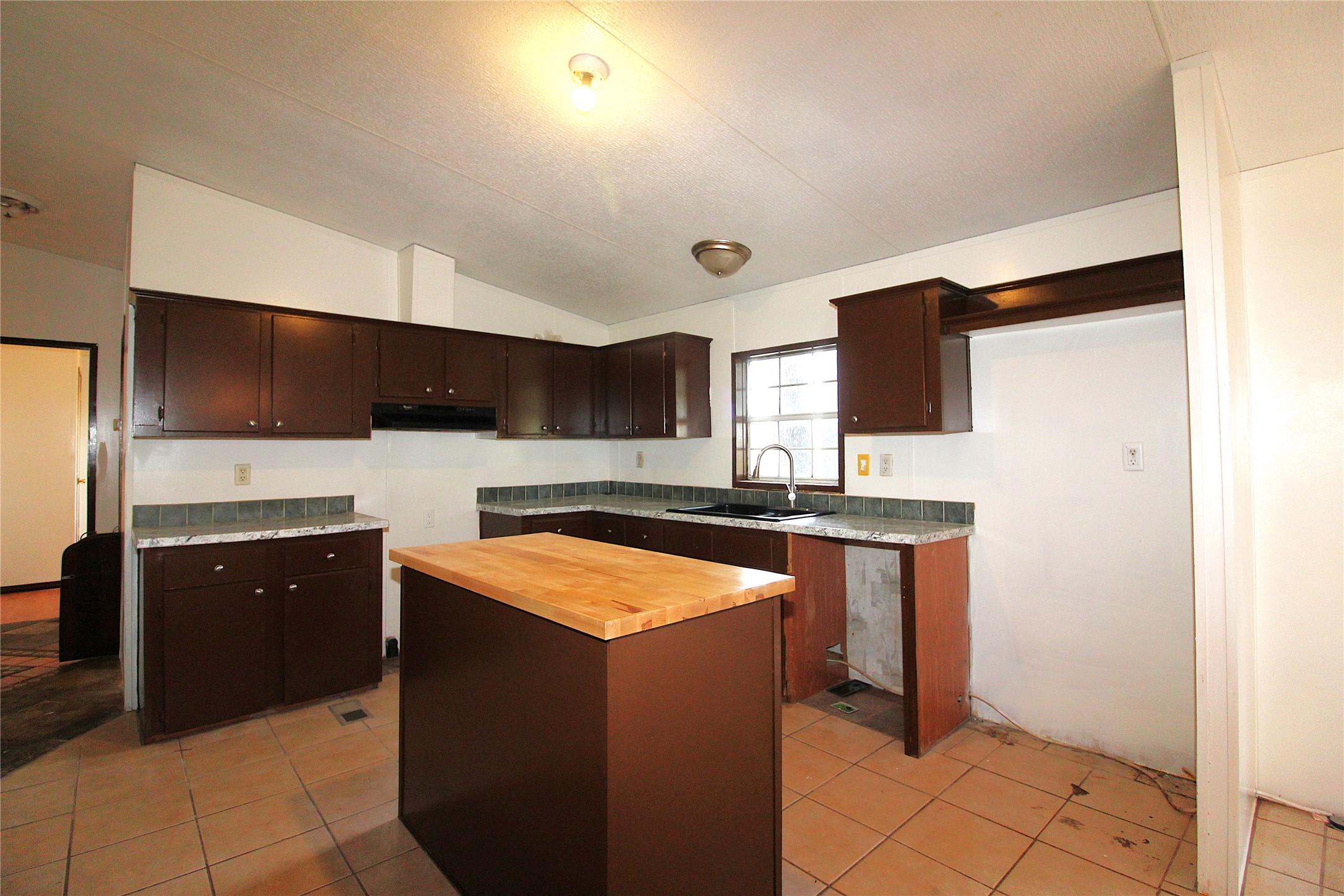 5199 Timarron Drive Scurry TX 75158