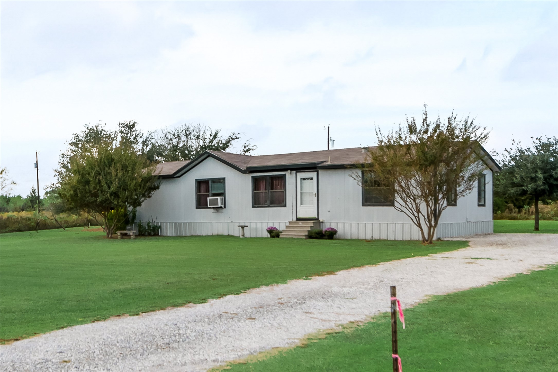 217 SE County Road 3048a Corsicana TX 75109