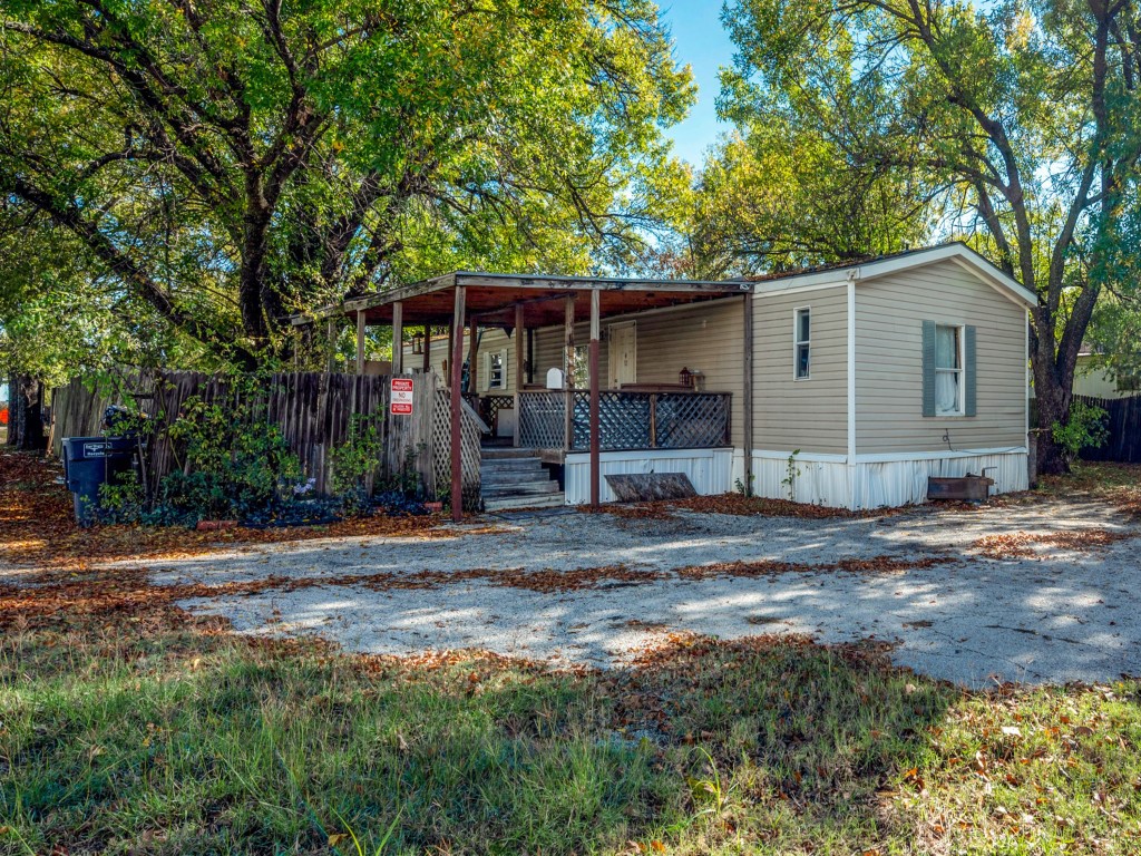 2574 Melody Hills Drive Fort Worth TX 76137