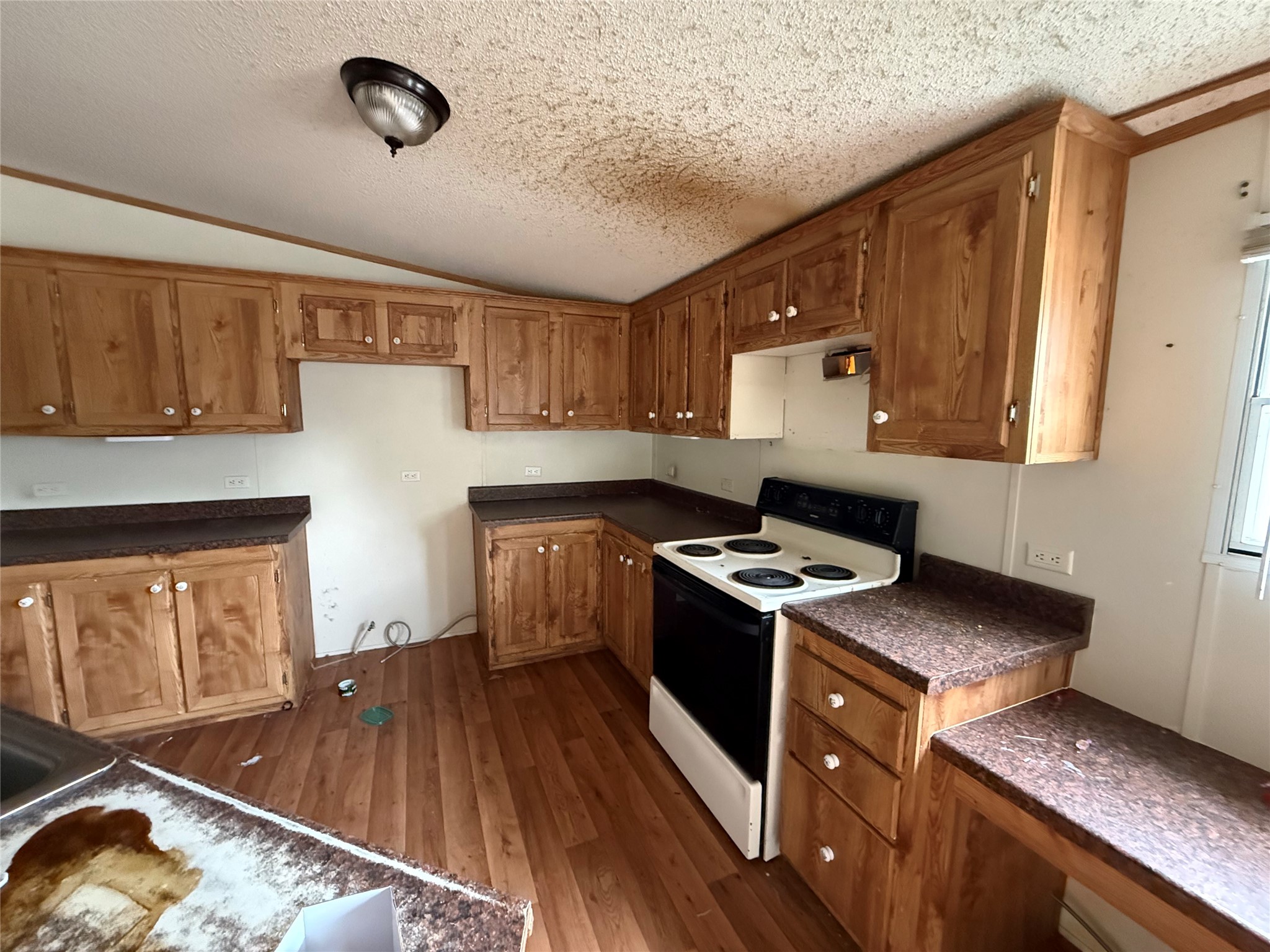 2528 County Road 531 Burleson TX 76028