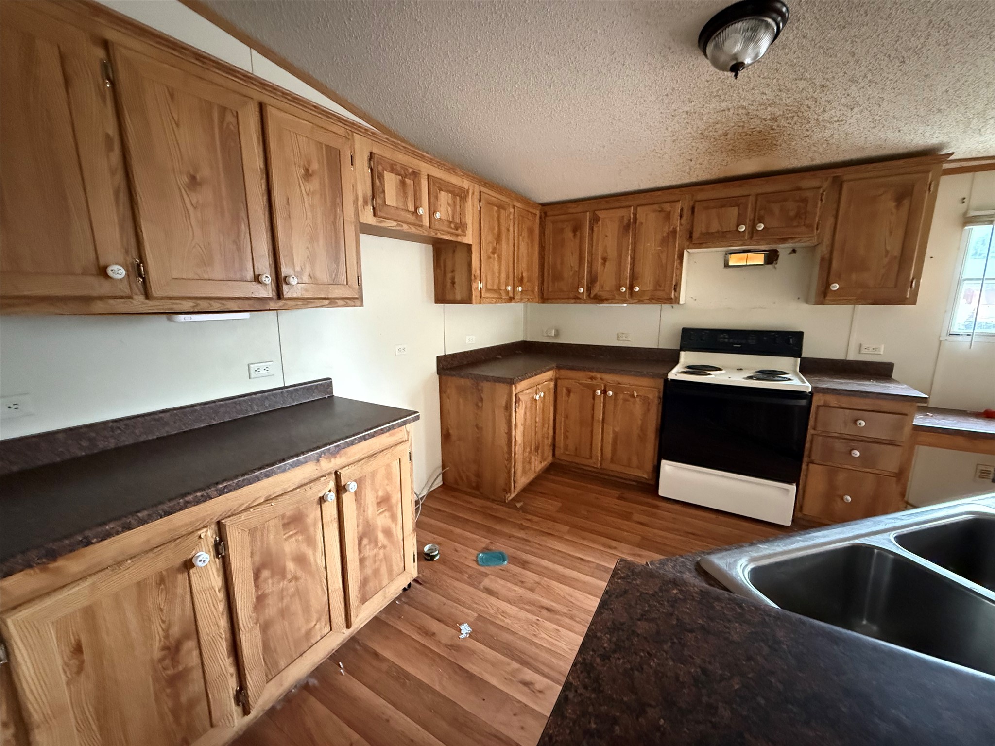 2528 County Road 531 Burleson TX 76028