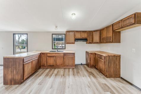 554 Blue Jay Court Granbury TX 76049