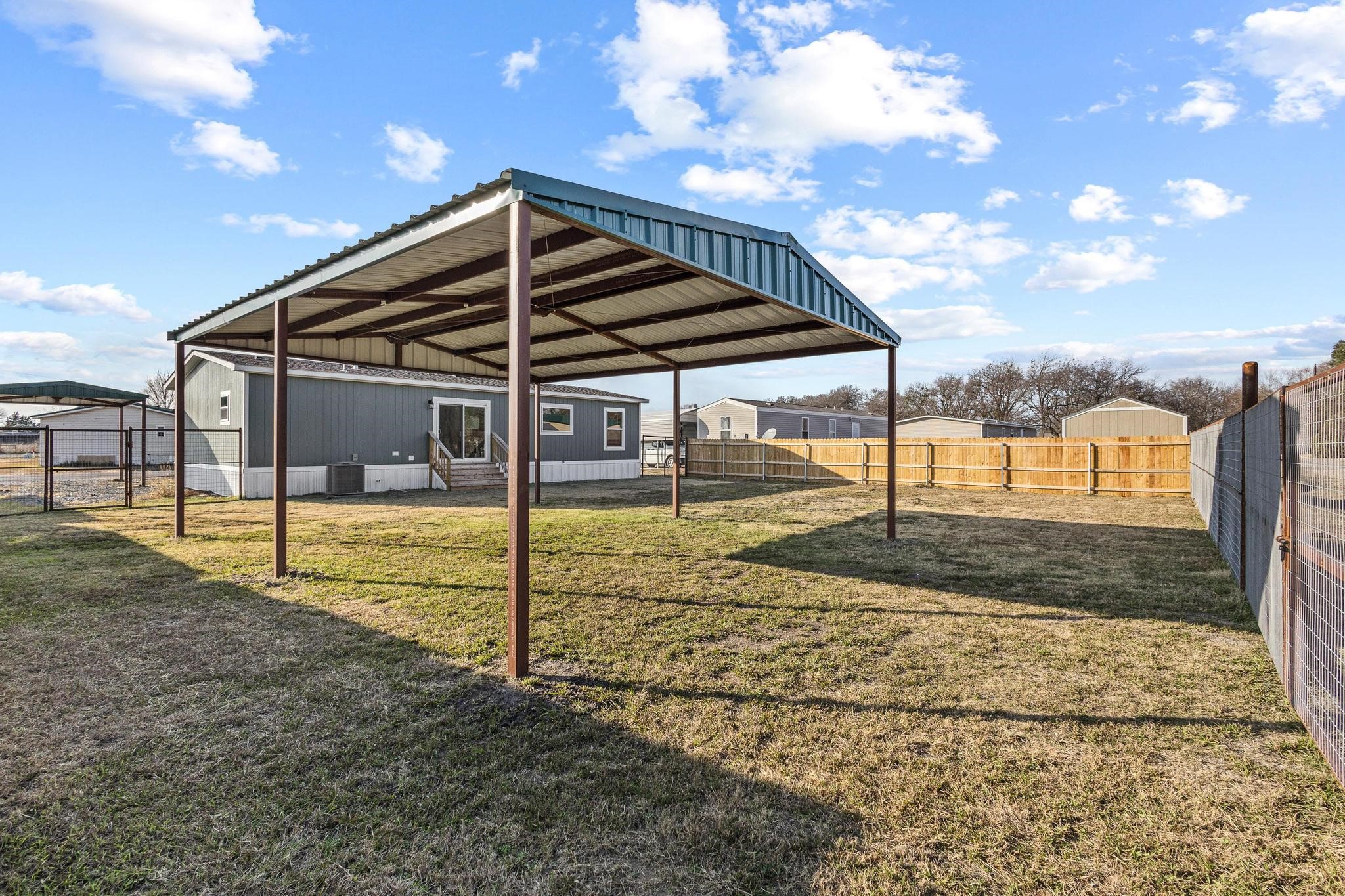124 Porter Circle Savoy TX 75479