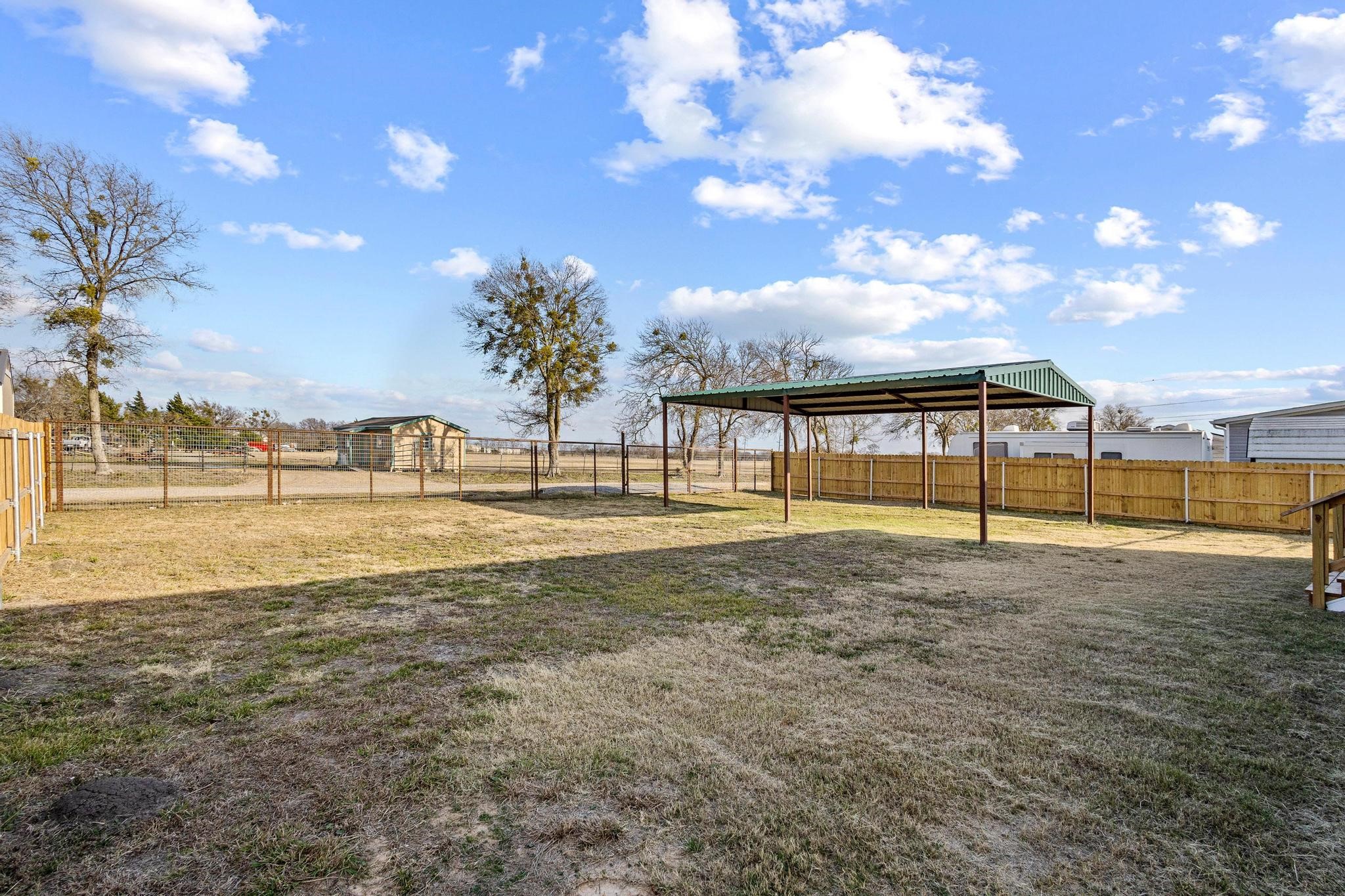124 Porter Circle Savoy TX 75479