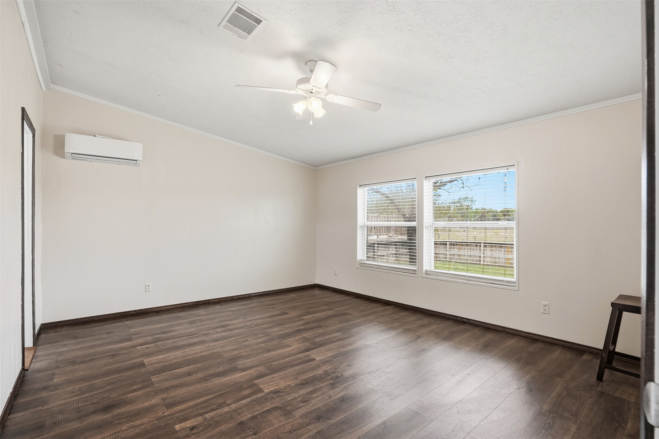 1461 Cr 320 Glen Rose TX 76043
