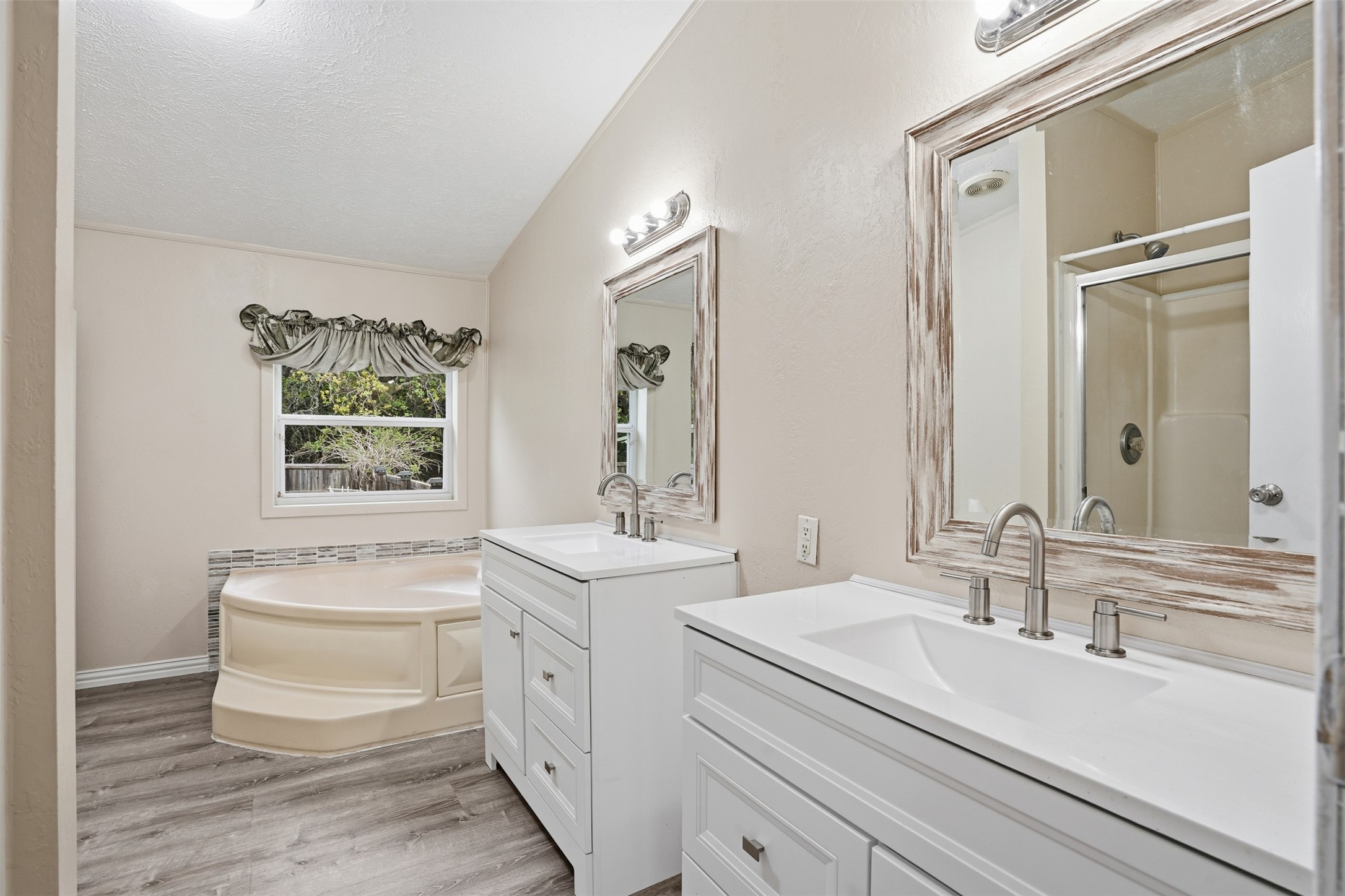 1461 Cr 320 Glen Rose TX 76043