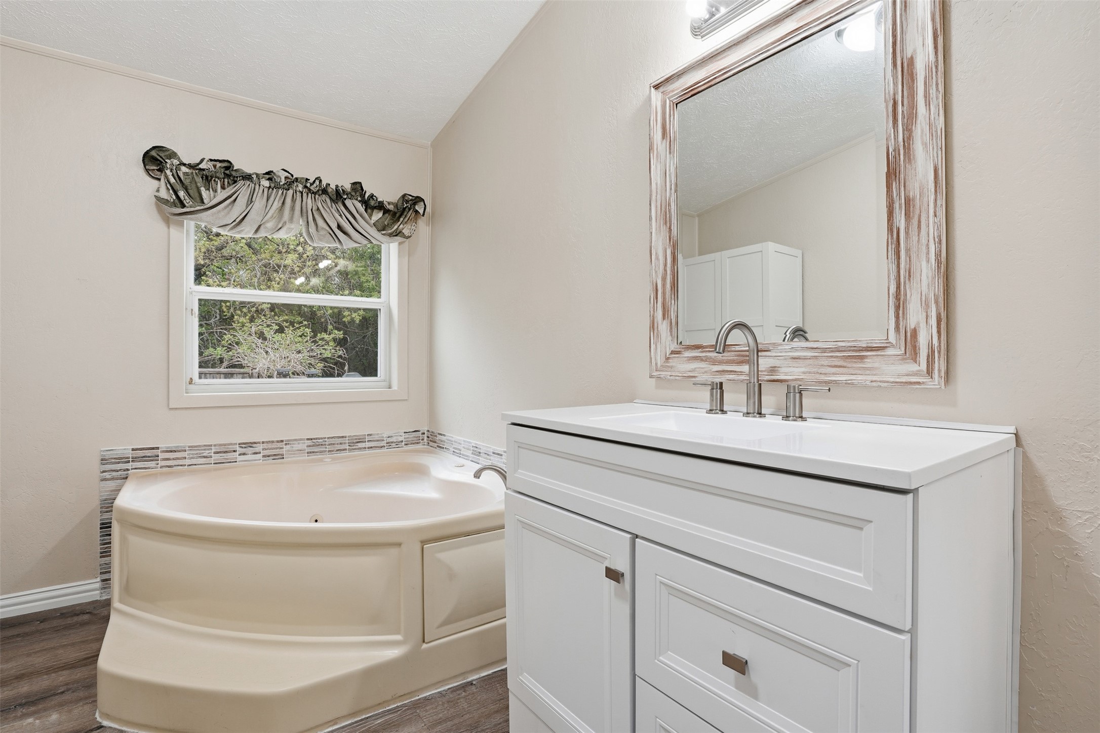 1461 Cr 320 Glen Rose TX 76043