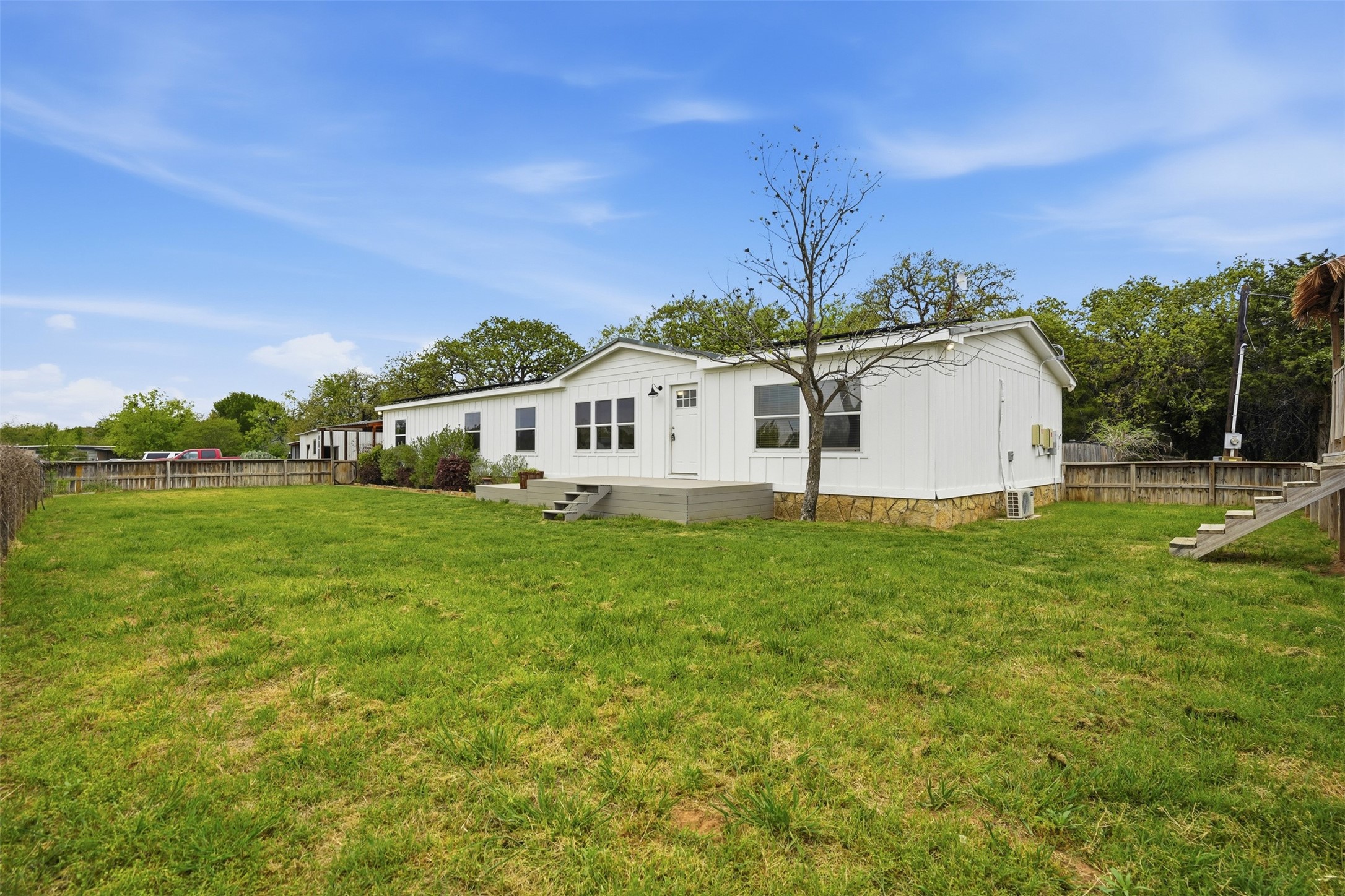 1461 Cr 320 Glen Rose TX 76043
