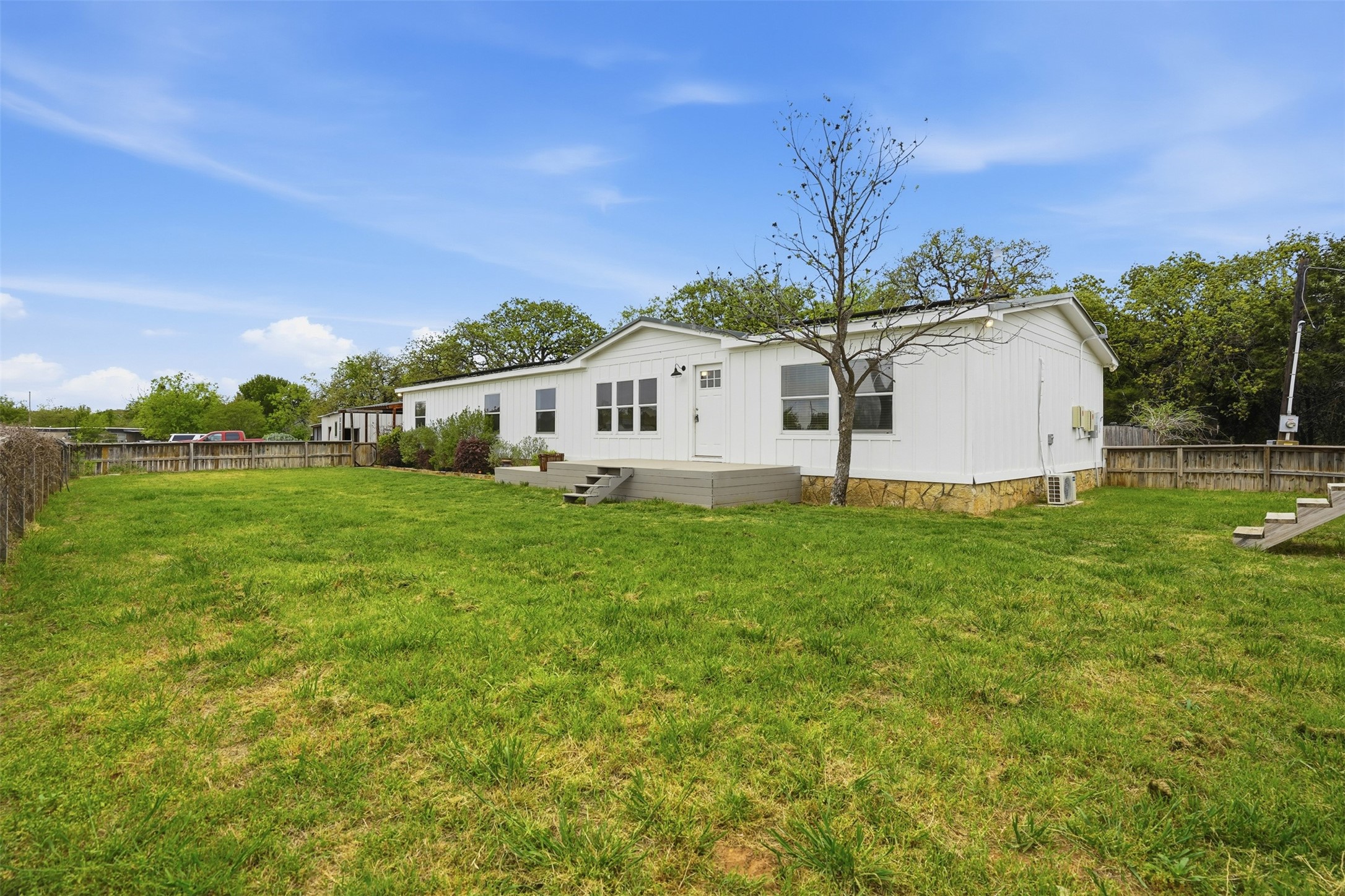 1461 Cr 320 Glen Rose TX 76043