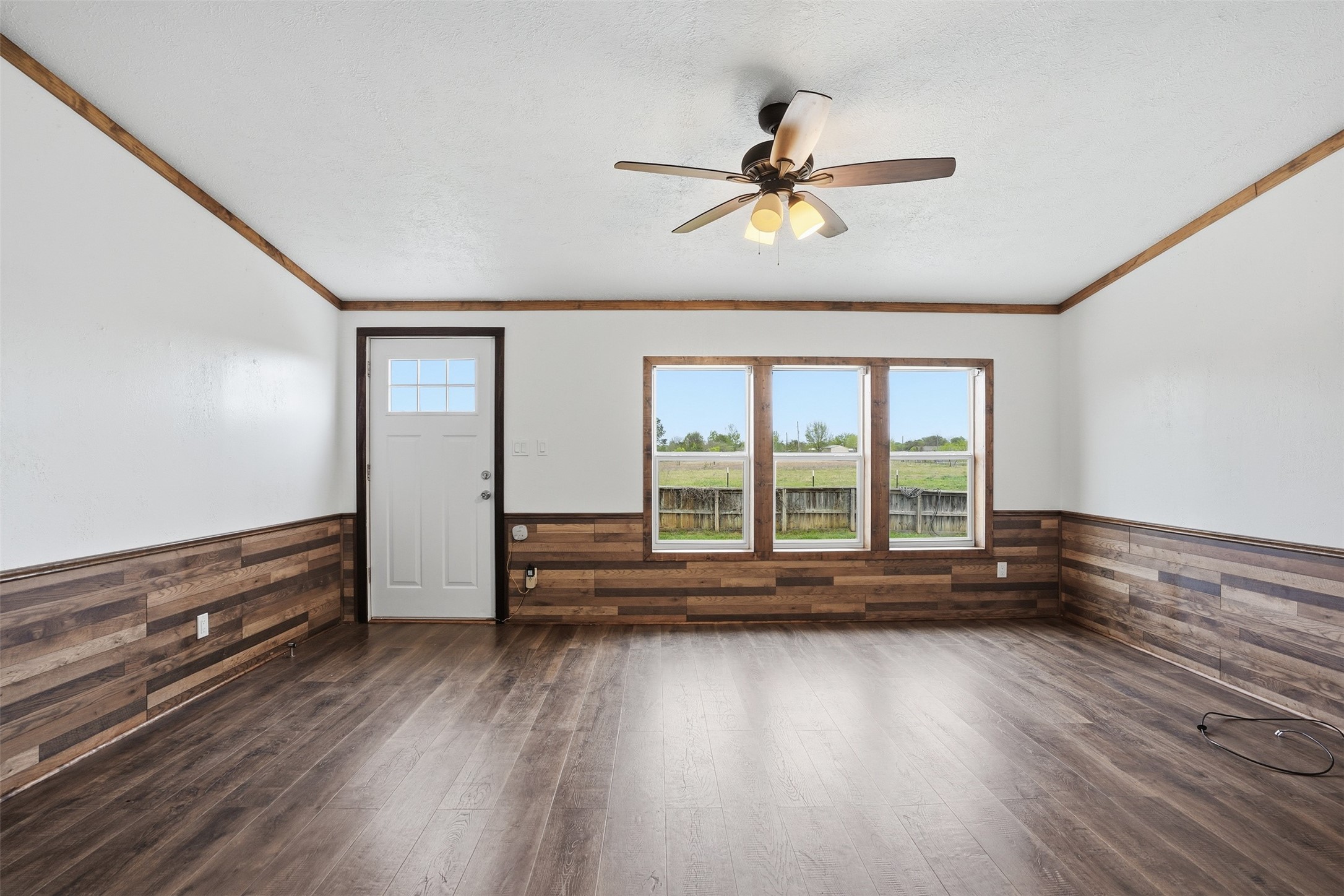 1461 Cr 320 Glen Rose TX 76043