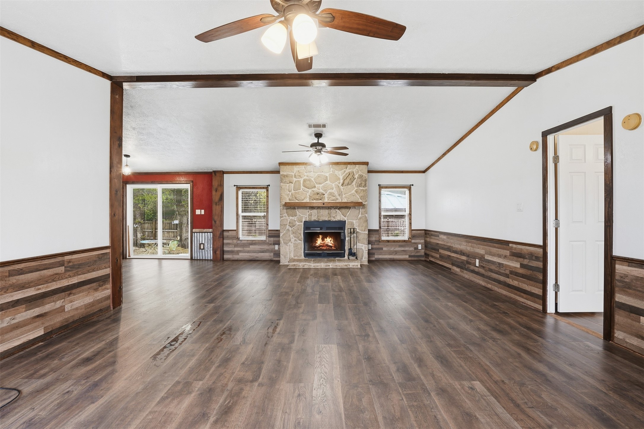 1461 Cr 320 Glen Rose TX 76043