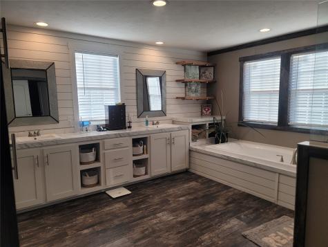 376 State Highway 179 Highway Teague TX 75860