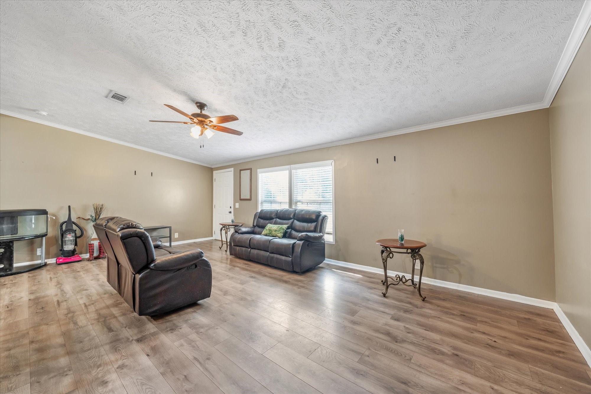 13902 E Travis Lane Log Cabin TX 75148