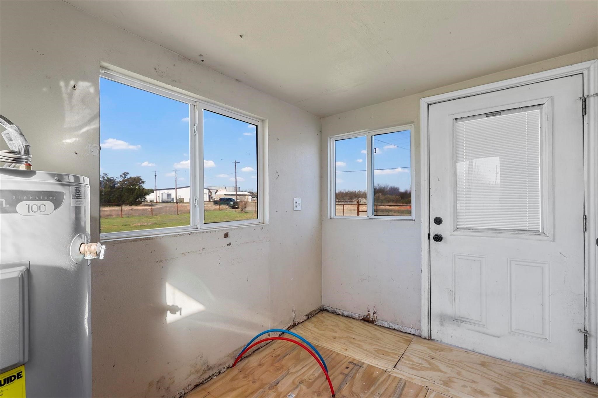 3209 Oak Hill Drive Granbury TX 76048