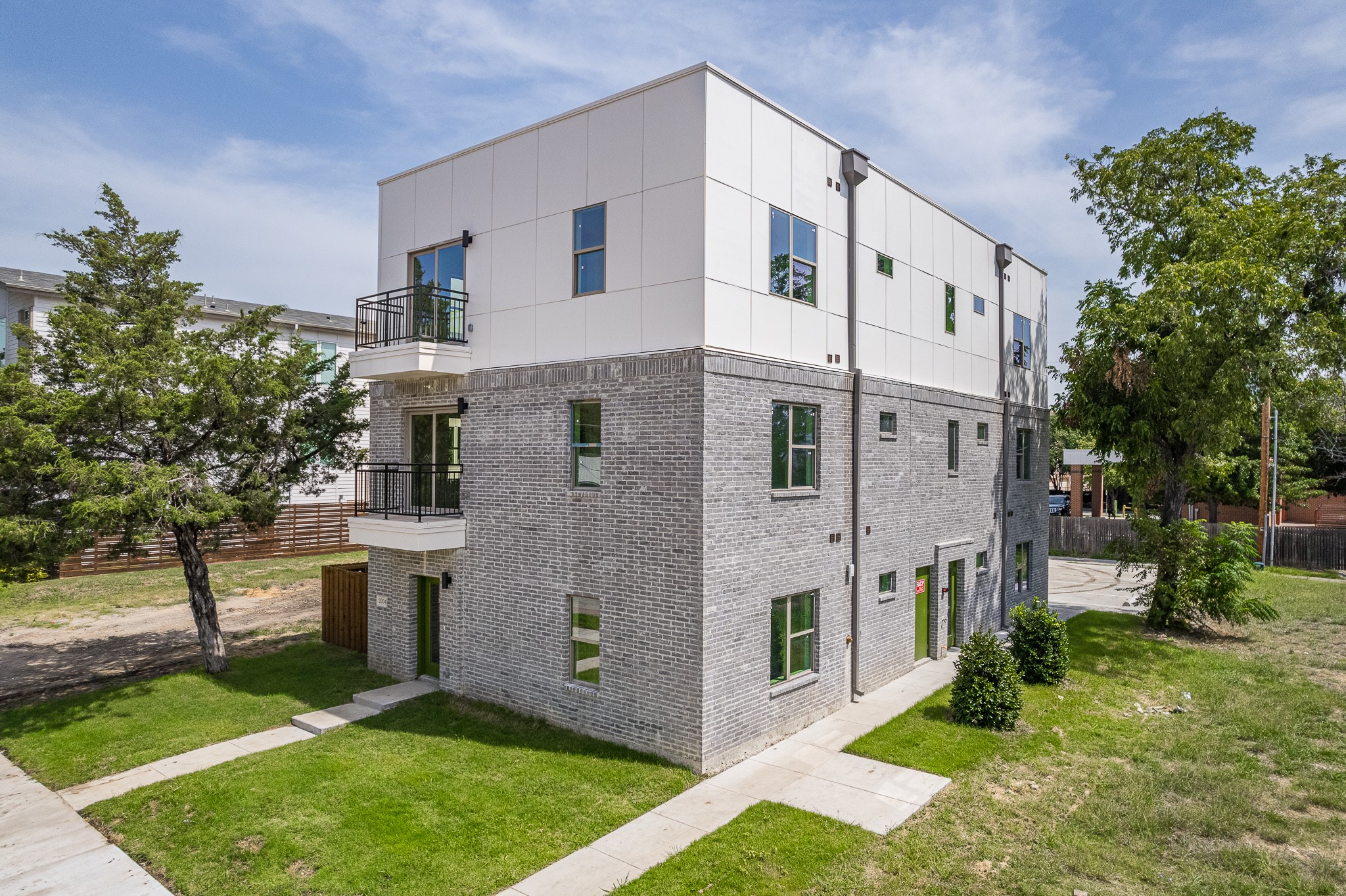 2004 Lucille Street Dallas TX 75204