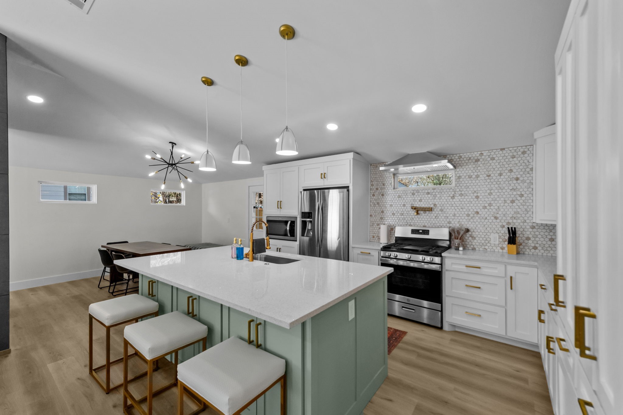5417 Vicki - Street Haltom City TX 76117