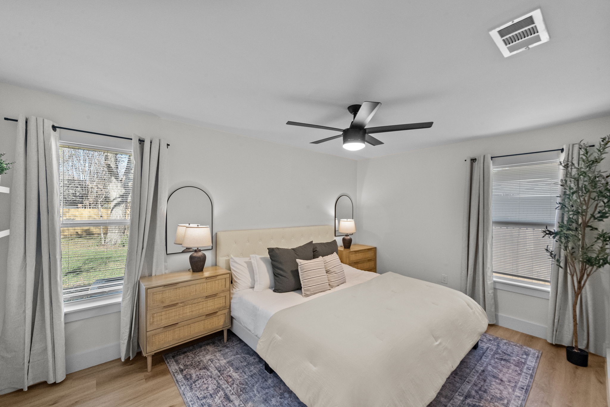 5417 Vicki - Street Haltom City TX 76117