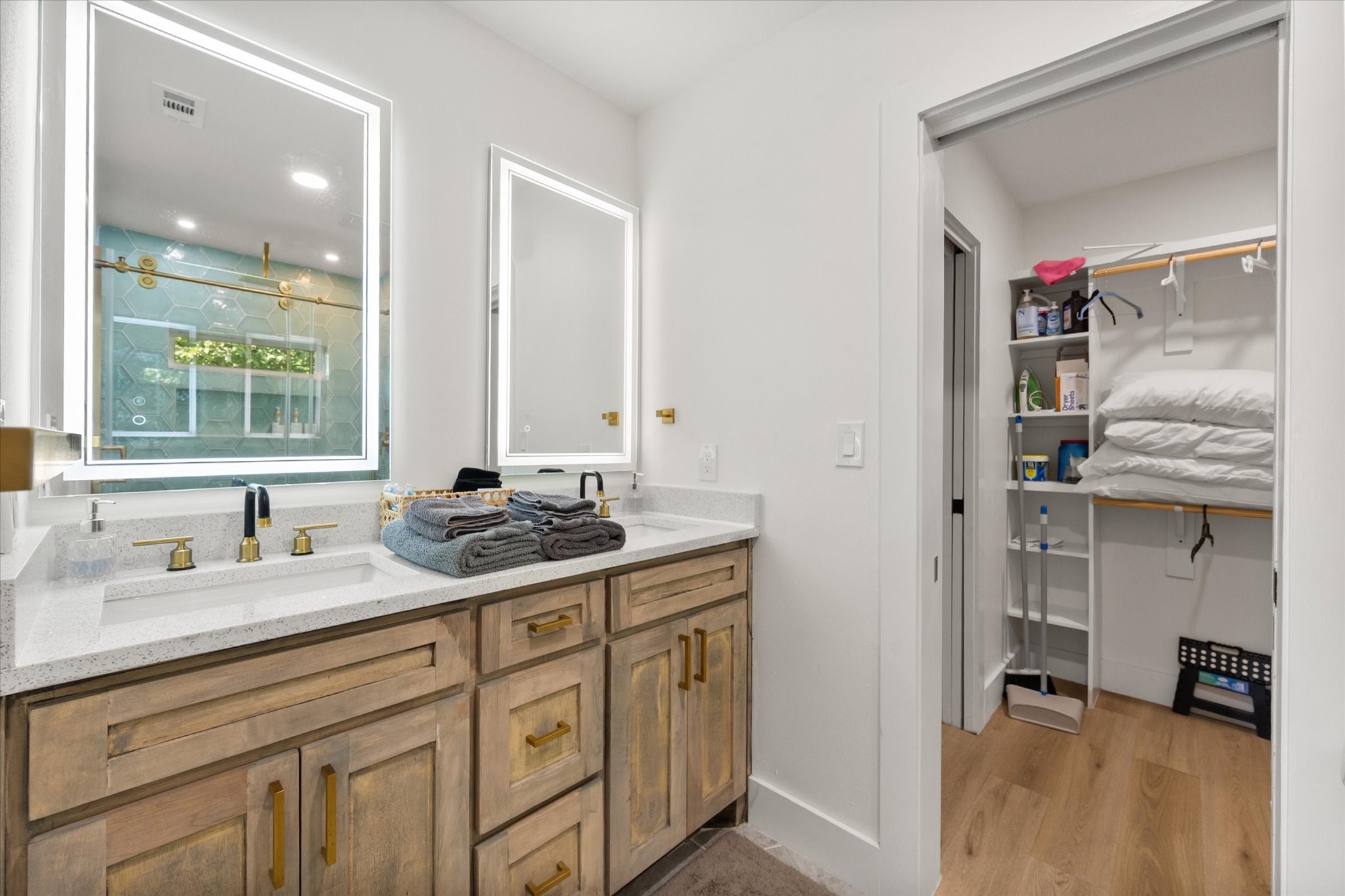 5417 Vicki - Street Haltom City TX 76117