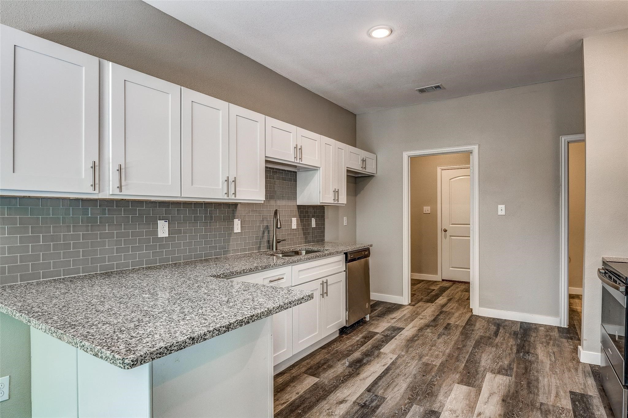 3202 Wexford Drive Garland TX 75043