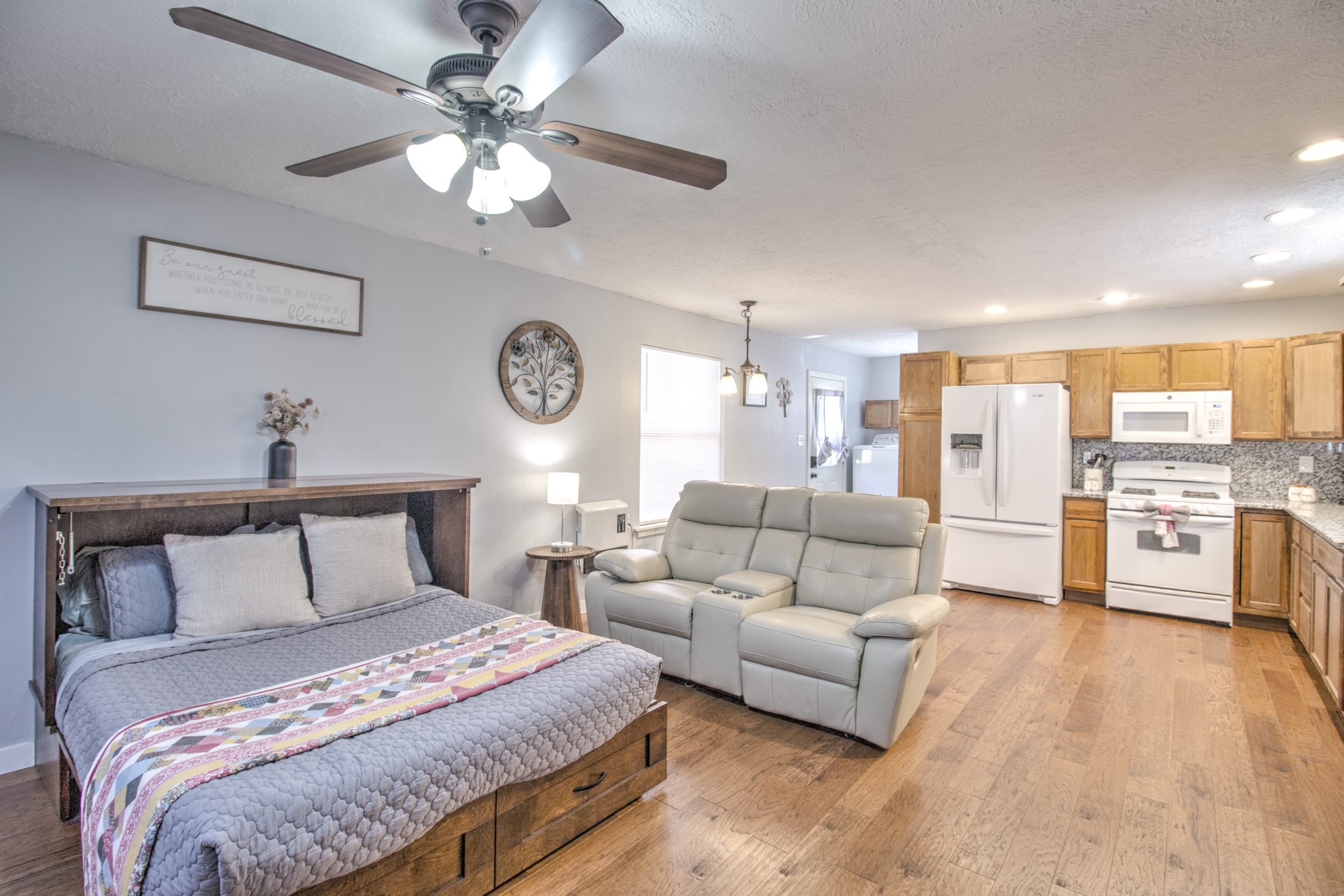 374 Hideaway Lane Valley View TX 76272