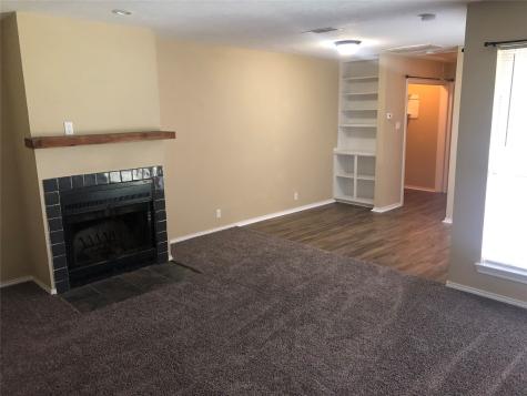213-215 W Cedar Street Gunter TX 75058
