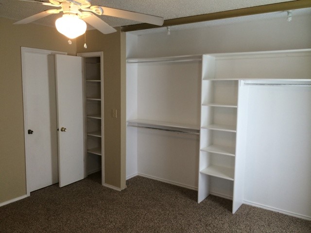213-215 W Cedar Street Gunter TX 75058