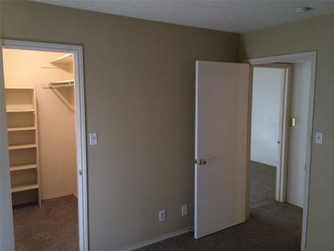 213-215 W Cedar Street Gunter TX 75058