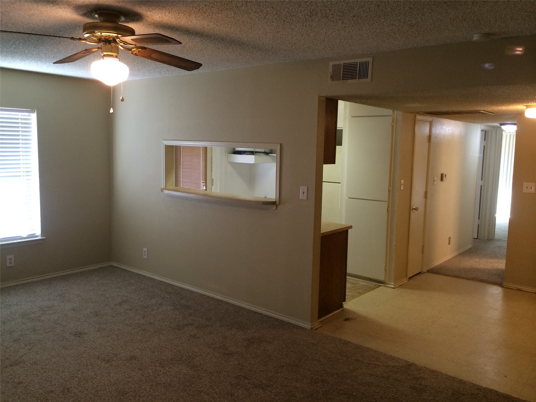 213-215 W Cedar Street Gunter TX 75058